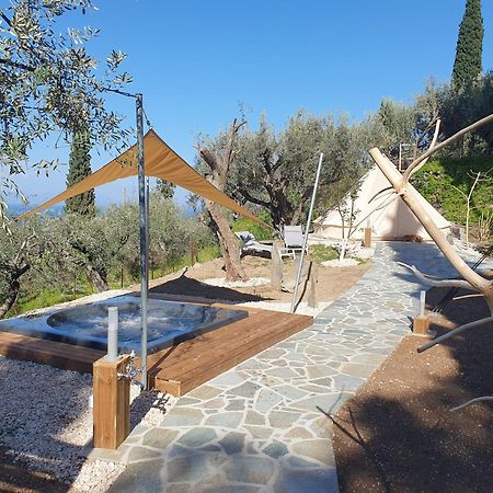 Studios Kyparissi & Spa Tyros Exterior photo