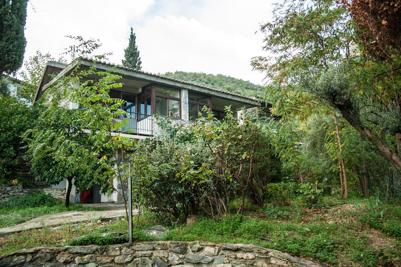 Studios Kyparissi & Spa Tyros Exterior photo