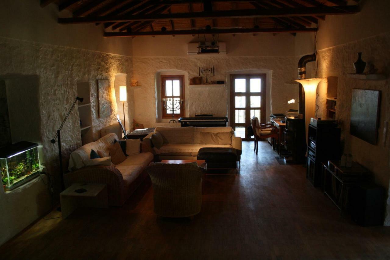 Studios Kyparissi & Spa Tyros Exterior photo