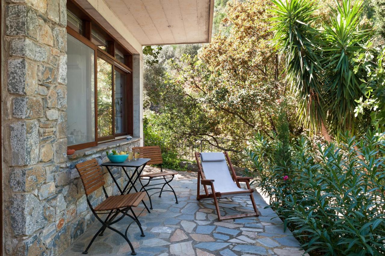 Studios Kyparissi & Spa Tyros Exterior photo