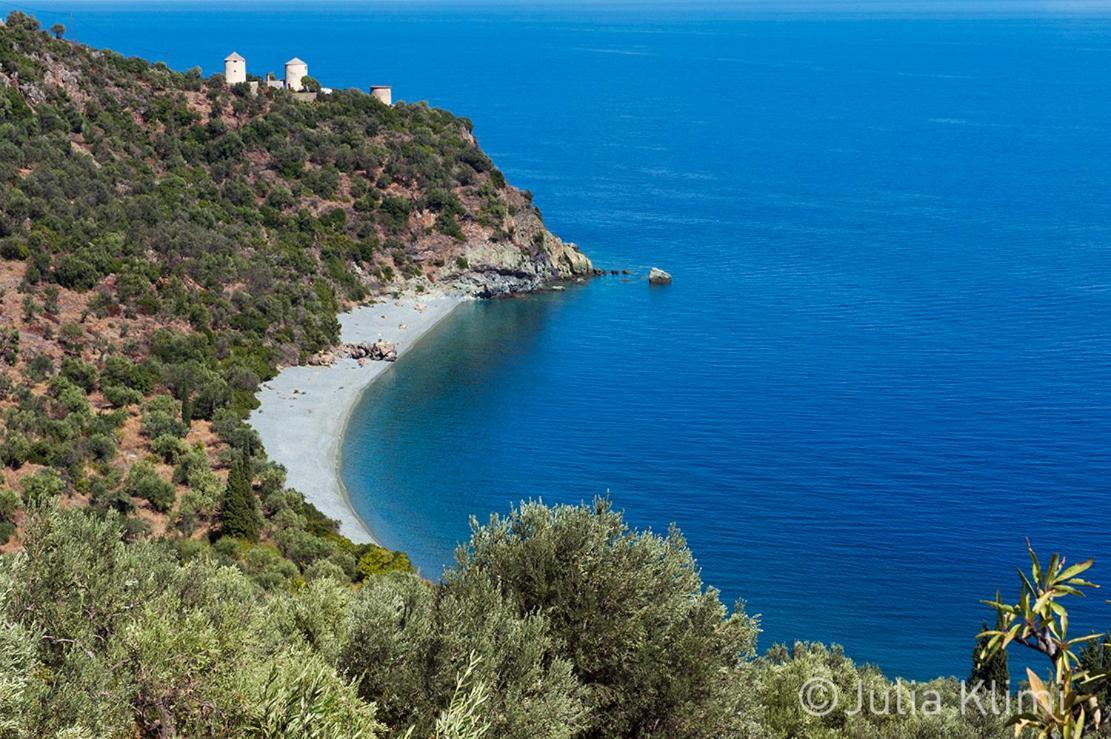 Studios Kyparissi & Spa Tyros Exterior photo